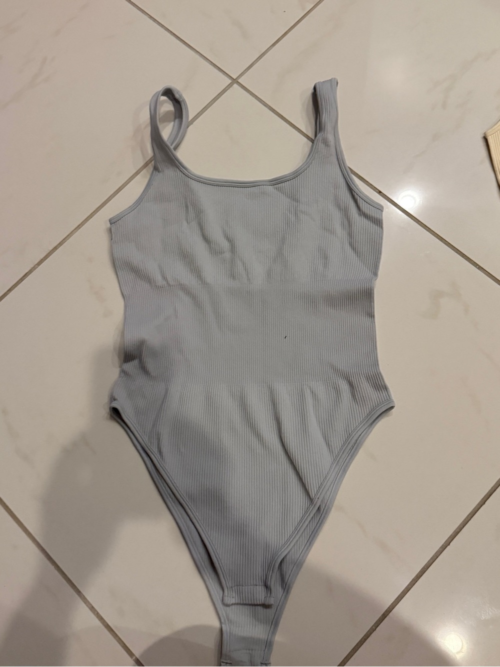 OQQ bodysuit size L Light Gray Ribbed